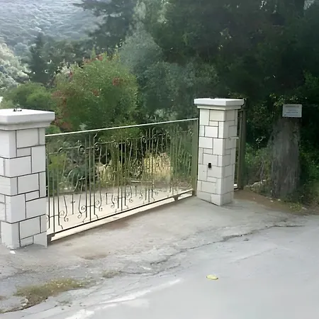 Vardia Apartment Lefkada City