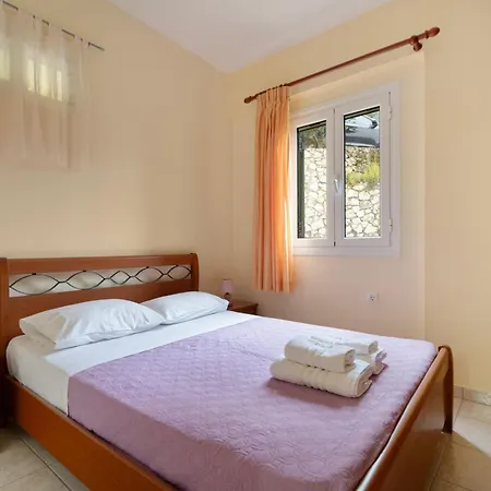 Διαμέρισμα Vardia *