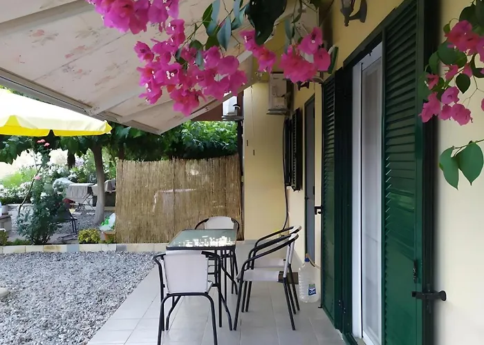 Vardia * Lefkada City